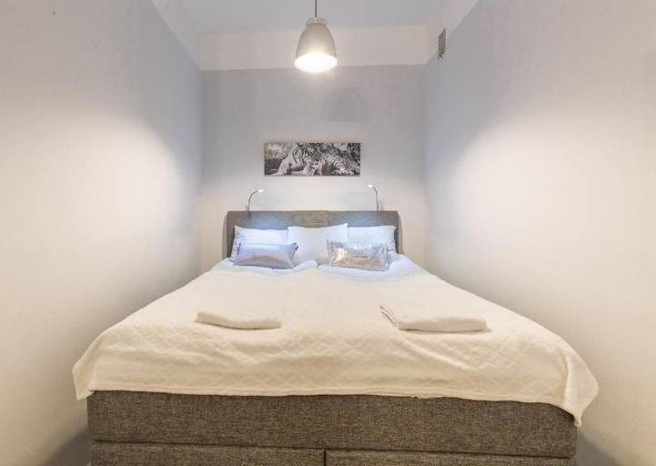 Bedroom 2, Go Happy Home Apartment Mikonkatu 18 2, Uusimaa
