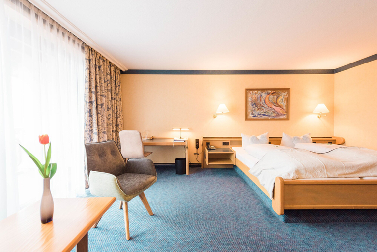 Bedroom 3, Hotel Bräutigams Weinstuben, Breisgau-Hochschwarzwald