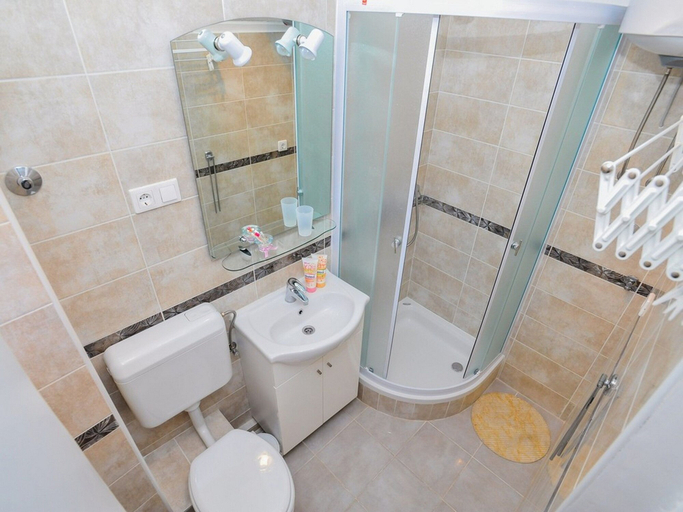 Bathroom 2, Downtown apartments Zadar, Zadar
