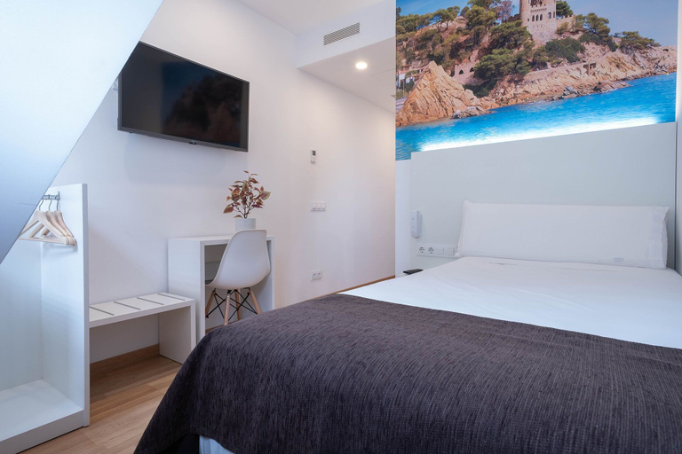 Bedroom 4, Hotel BestPrice Girona, Girona