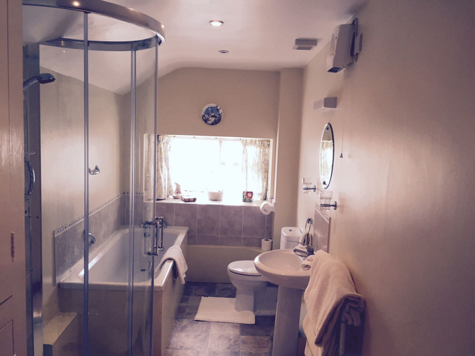 Bathroom, Lastingham Grange, North Yorkshire