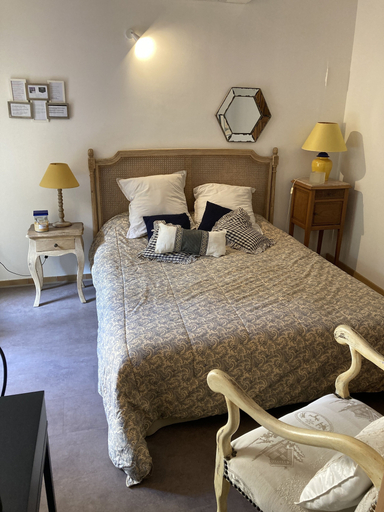 Bedroom 5, Le Mas aux Arômes, Vaucluse
