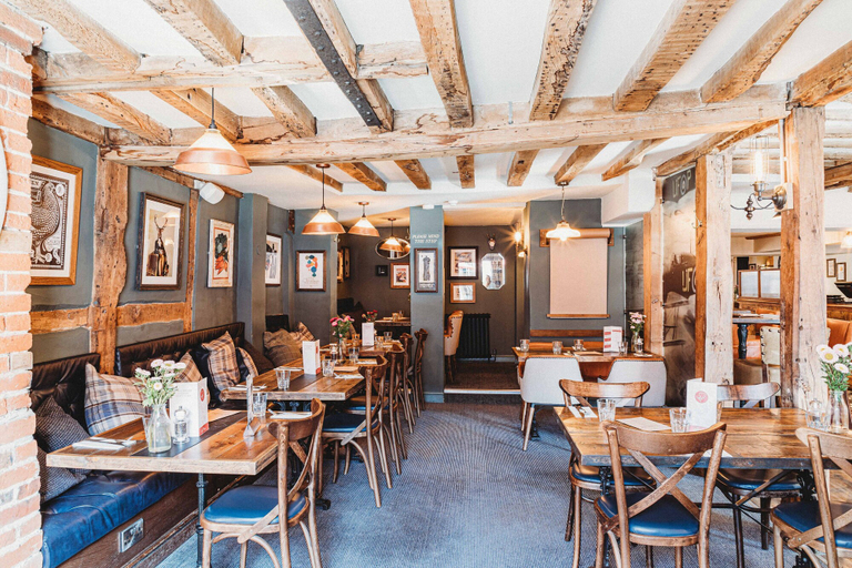 Food & Drinks 5, The Red Lion, Hampshire