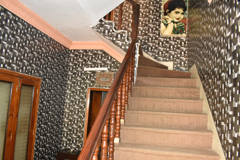 Others 4, 17 Guest House, Islamabad