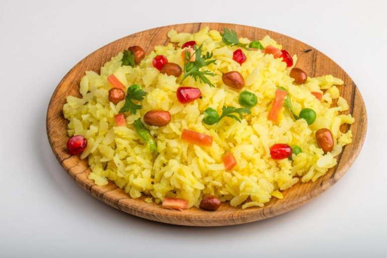 Food & Drinks, Goroomgo Giriraj stay Hub Near VIP Bazaar Naskarhaat Kolkata, South 24 Parganas