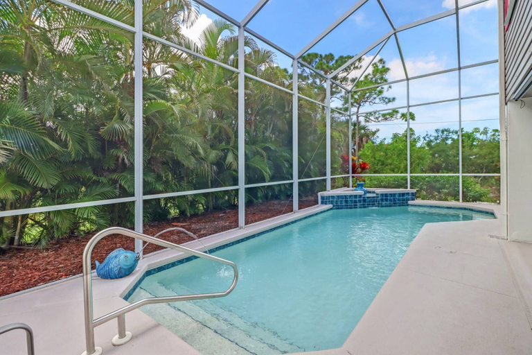 Sport & Beauty 4, 27090 Belle Rio Dr, Lee