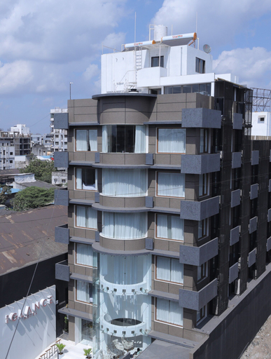 Exterior & Views 2, DE GLANCE HOTEL, Surat