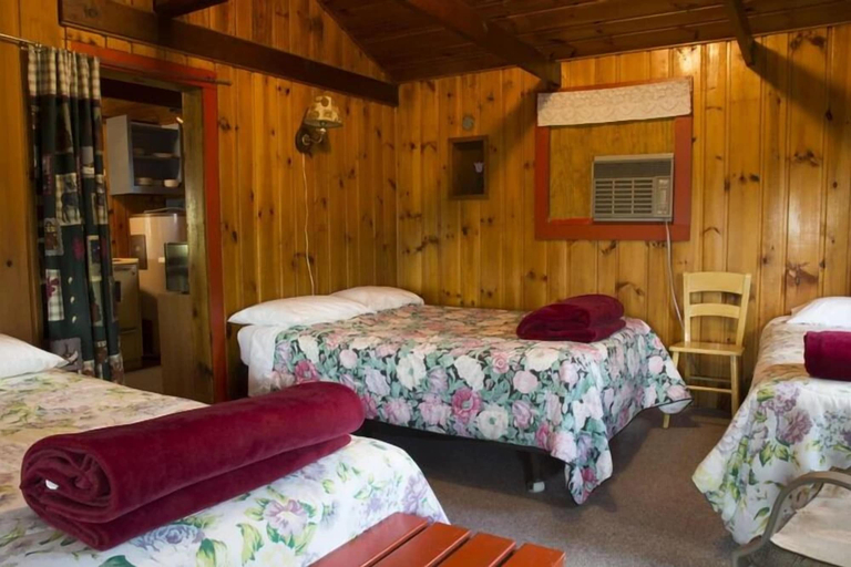 Bedroom 3, Riverside Point Resort, Hubbard
