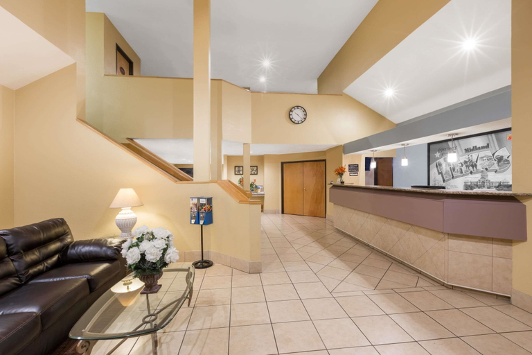Others 5, Super 8 by Wyndham Midland, Midland