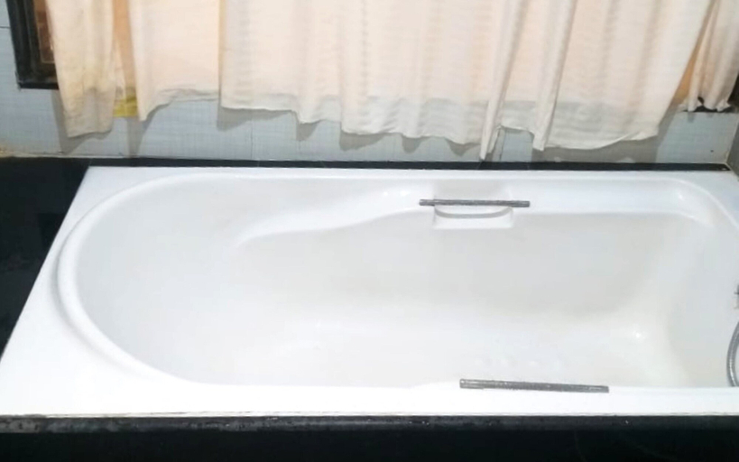 Bathroom 5, Z C Calangute, North Goa
