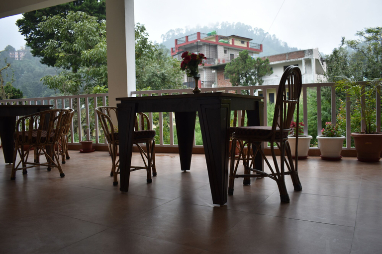 Food & Drinks 5, Hotel Vista, Nainital