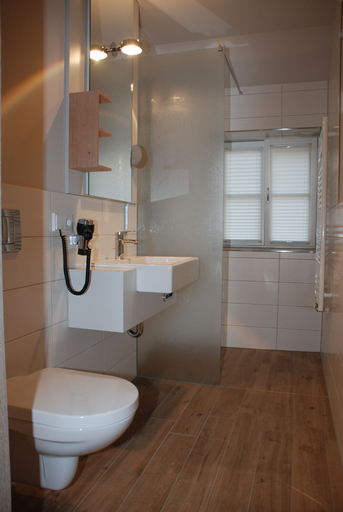Bathroom 5, Hotel Luise & Luisenhof, Ansbach