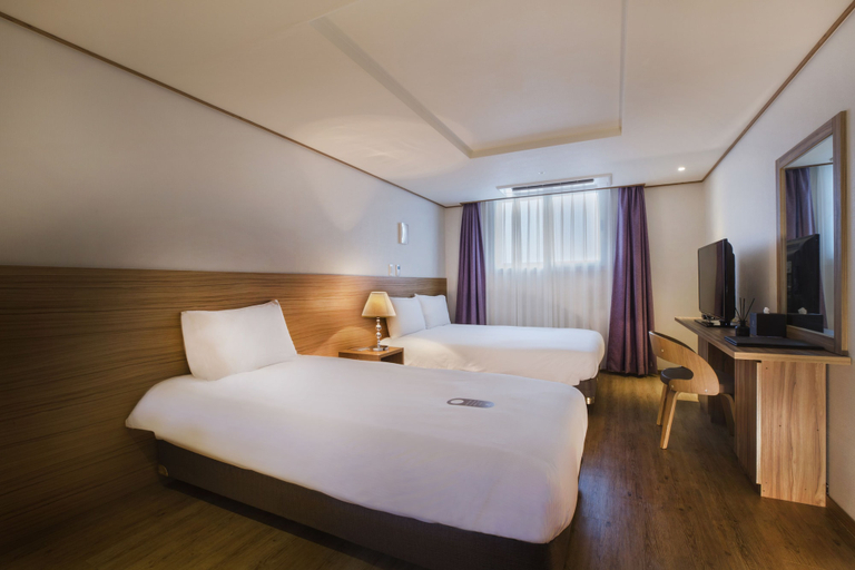 Bedroom 3, Hotel Rest Seogwipo, Seogwipo