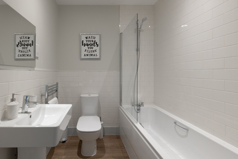 Bathroom 2, Apartment 3 Isabella House Hereford, Herefordshire