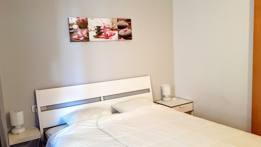 Bedroom 2, Apartamento Irina Lloret, Girona