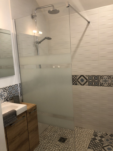 Bathroom 5, Chambre d'hôtes La Bourdonnaise, Yvelines