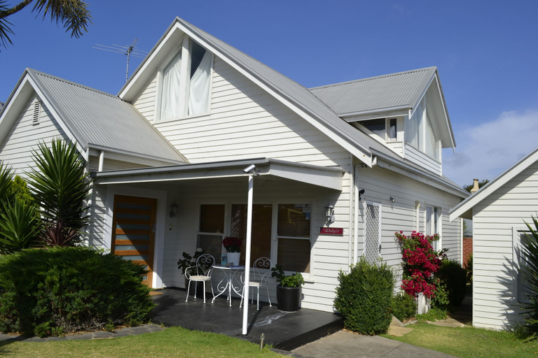 Exterior & Views 2, Ruby's Queenscliff, Queenscliffe