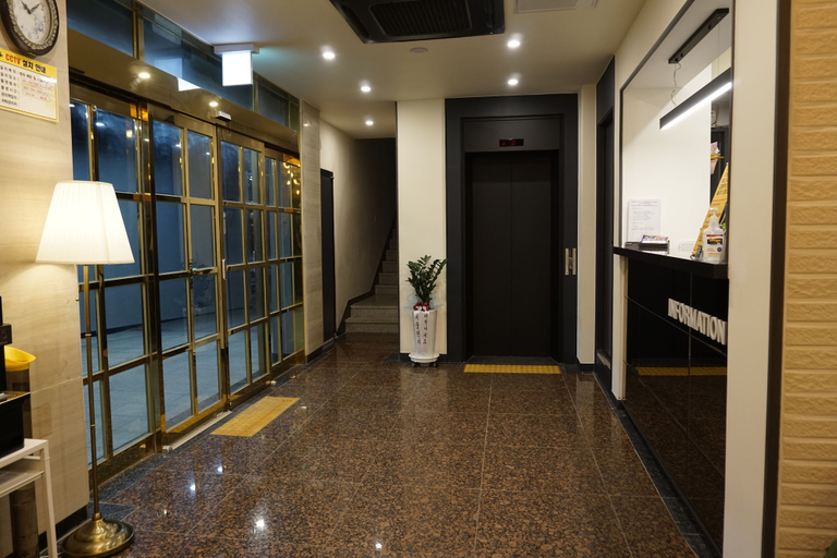 Others 5, Hotel Juno, Gangneung