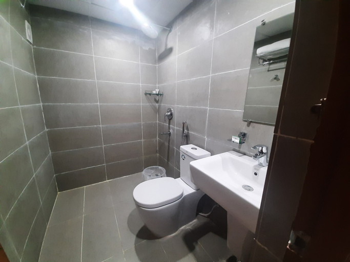 Bathroom 5, Hotel Prime Jubilee, Hyderabad
