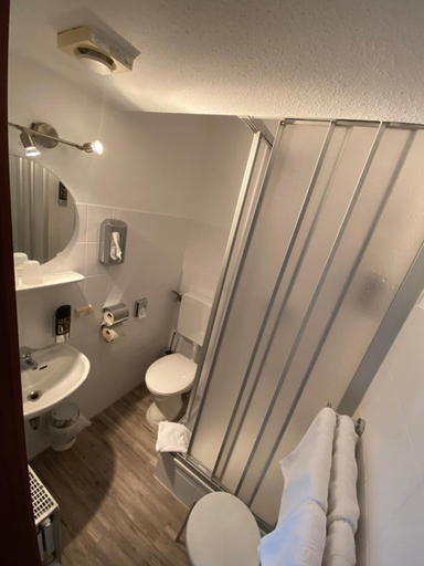 Bathroom 5, Hotel Restaurant Cala Luna, Marburg-Biedenkopf