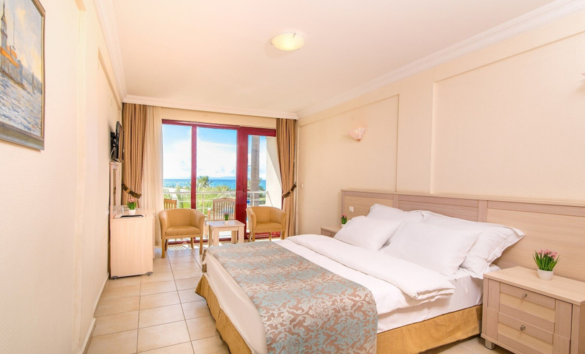 Bedroom 4, Grand Sahins Gumuldur Resort, Menderes