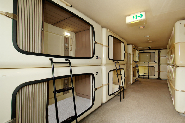 Bedroom 2, Sauna Capsule Hotel Core 21 - Caters to Men, Edogawa