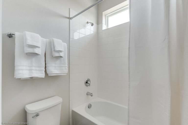 Bathroom 4, 9 Bed 6,5 Ba Villa Games, Pool & Spa, Osceola