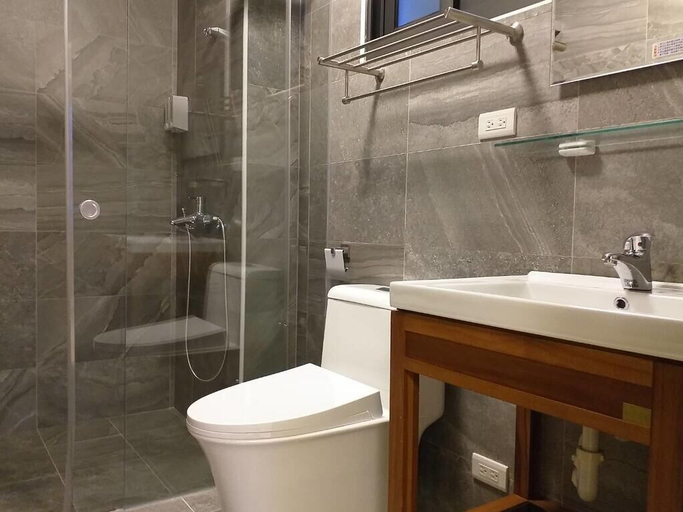 Bathroom 4, Mesin Inn, Penghu