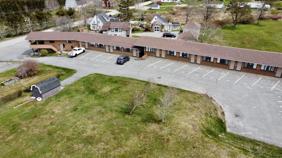 Exterior & Views 2, NEW AGE MOTEL INN, Yarmouth