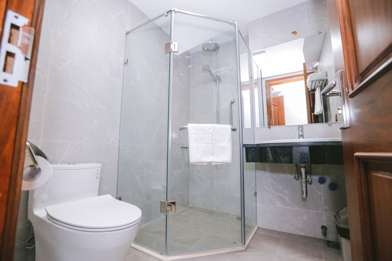 Bathroom 4, Prosperity Ha Long Hotel, Hạ Long