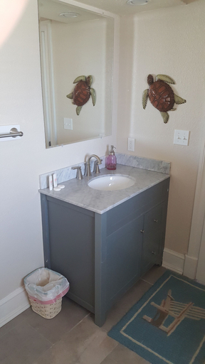 Bathroom 3, Pierhouse Bed & Breakfast, Dare