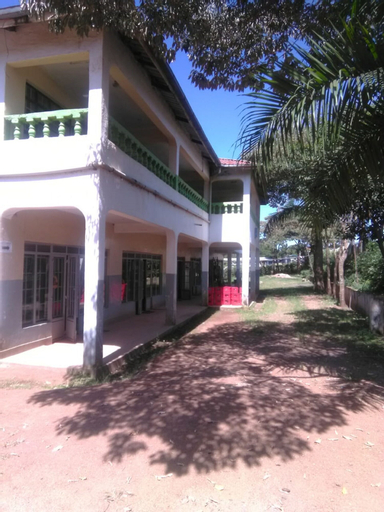 Green Court Hotel, Bondo