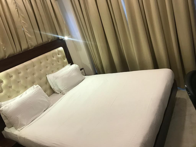Bedroom 4, Hotel Shivam, Thane