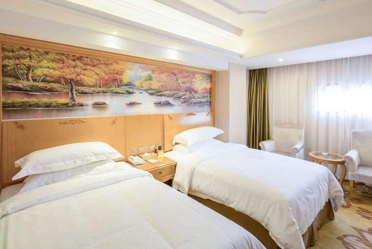 Bedroom 5, Days Inn by Wyndham Fuzhou Mingcheng, Fuzhou