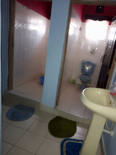Bathroom, Joppers Guest House, Machakos Town