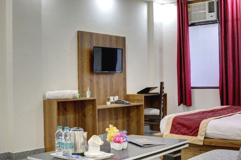 Bedroom 2, Hotel Premier Noida 135, Gautam Buddha Nagar