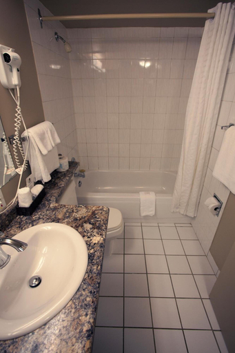 Bathroom 3, Westlock Inn and Conference Centre, Division No. 13