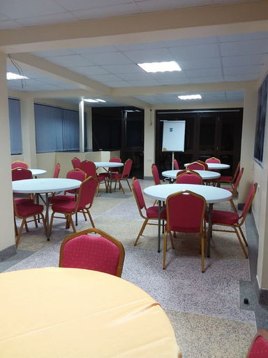 Food & Drinks 3, Tana Palace Hotel, Galole