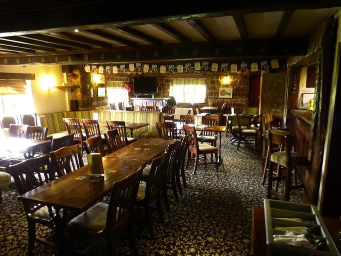 Food & Drinks 4, Peakstones Inn, Staffordshire