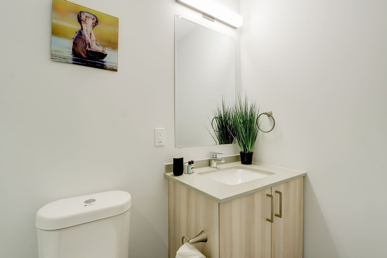 Bedroom 3, The Met Apartments by Corporate Stays, Ottawa