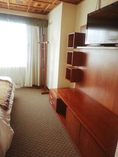 Others 5, Hotel Zeus, Riobamba