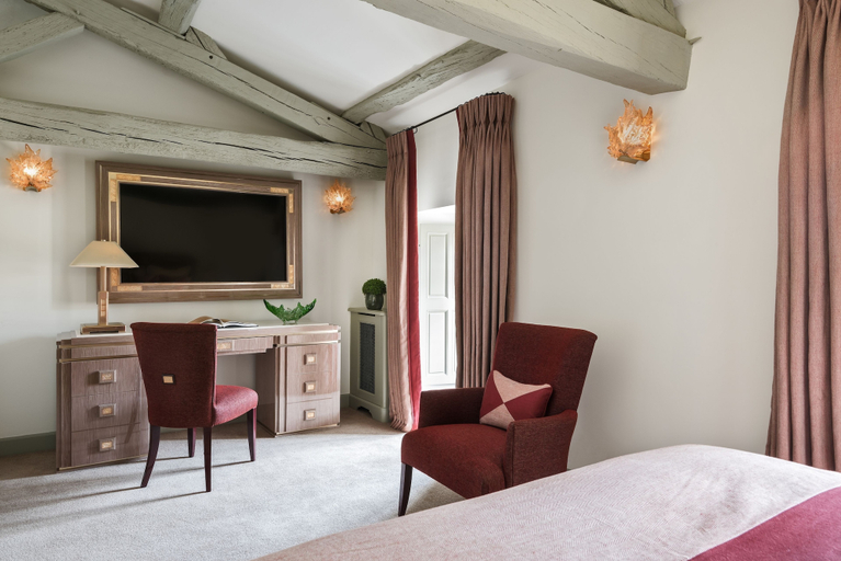 Bedroom 2, Château Lafaurie-Peyraguey Hôtel & Restaurant LALIQUE, Gironde