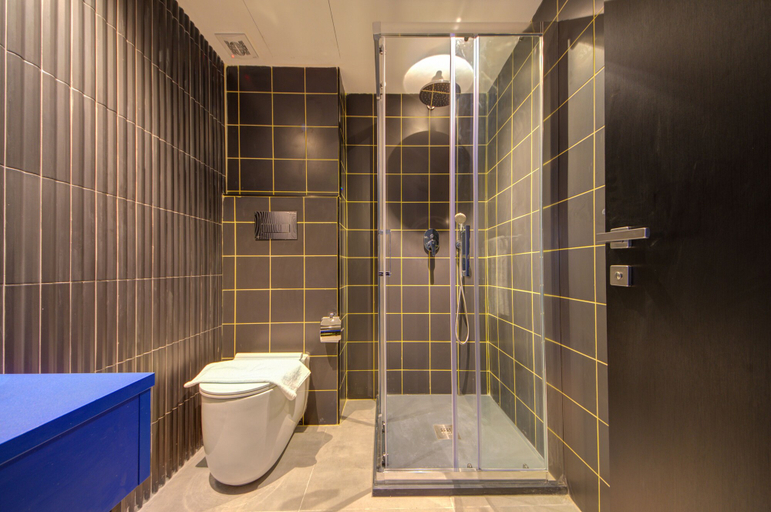 Bathroom 5, IKYK Hotel - IK Collection, St Julian's