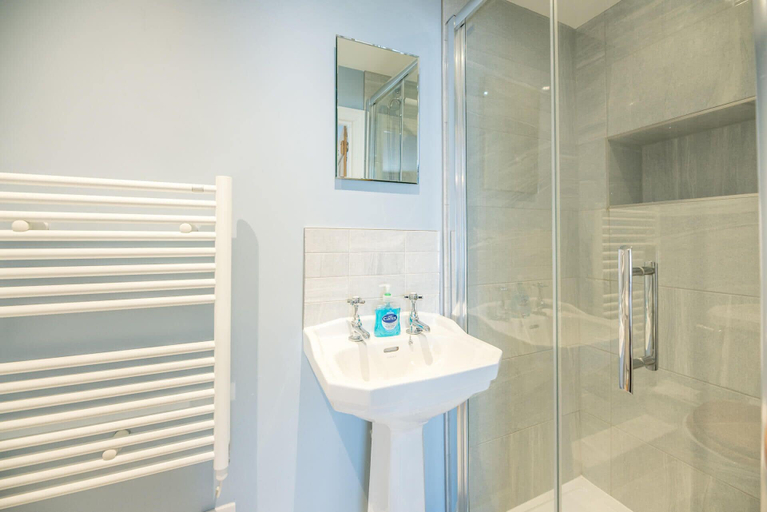 Bathroom 3, Baxter House, Wangford, Suffolk