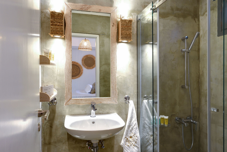 Bathroom 4, Amalgam Homes Paros Beachfront Villa, South Aegean