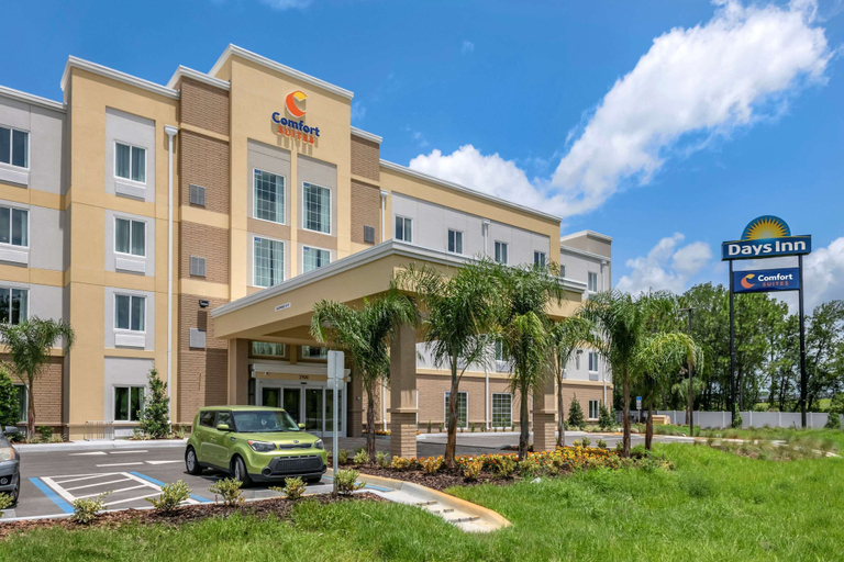 Exterior & Views 2, Comfort Suites Daytona Beach - Speedway, Volusia