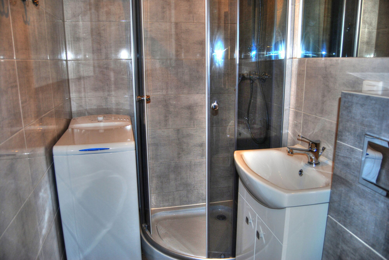 Bathroom 2, HelApartamenty - Apartament Baltyk III, Puck
