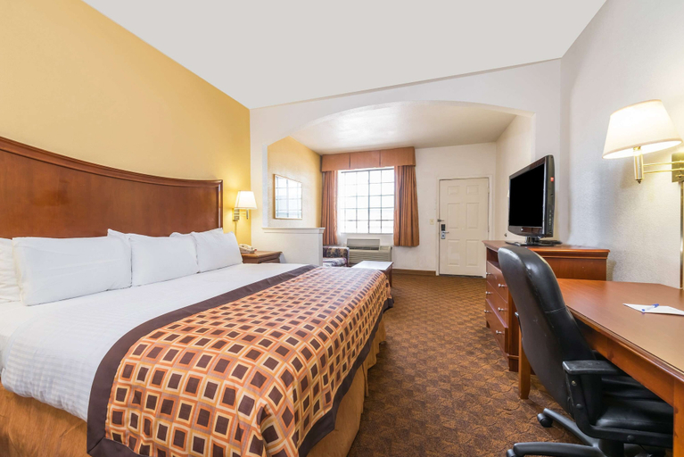 Bedroom 3, Americas Best Value Inn & Suites Ft. Worth S, Fort Worth