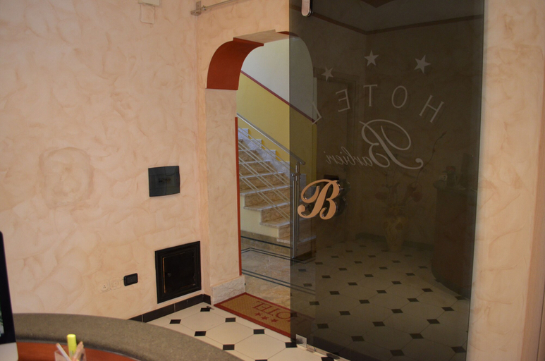 Bathroom 4, Barbieri, Vibo Valentia