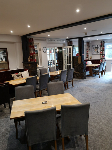 Food & Drinks 4, Y Giler Arms, Conwy